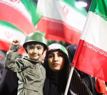 لحظه قد کشیدن انسان فراتر از تاریخ