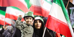 لحظه قد کشیدن انسان فراتر از تاریخ